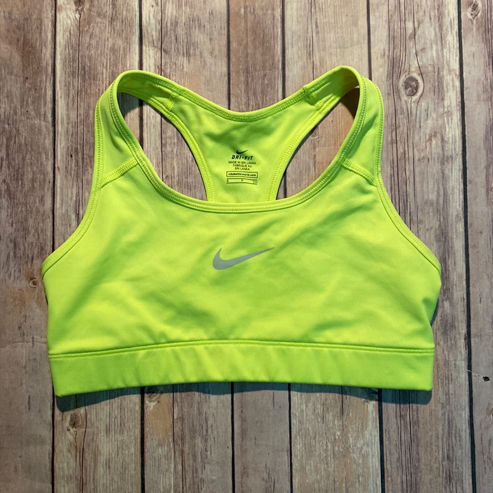 Preowned Nike exercise Neon green top Size S